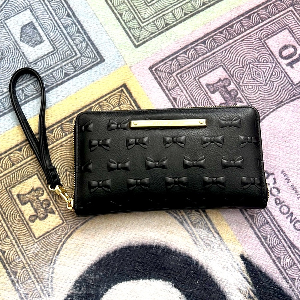 Black Pleather Betsey Johnson Bow Clutch